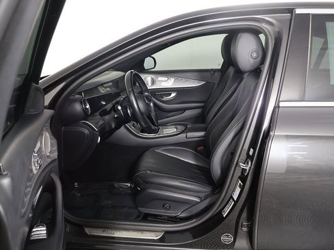 Used 2021 Mercedes-Benz E 350 4MATIC Sedan image 28