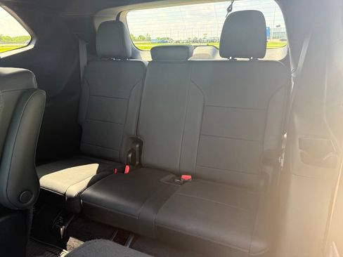 Used 2025 Buick Enclave Preferred w/ LPO, Floor Liner Package FWD image 15