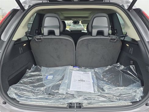New 2026 Volvo XC90 B6 Ultra w/ Protection Package Premier image 31