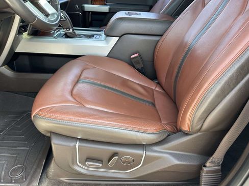 Used 2018 Ford F150 King Ranch w/ Equipment Group 601A Luxury AWD/4WD image 16