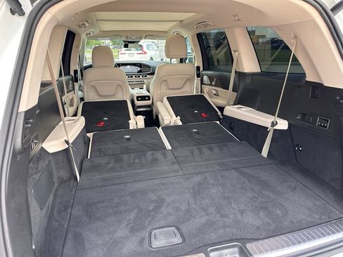 Used 2021 Mercedes-Benz GLS 450 4MATIC image 29