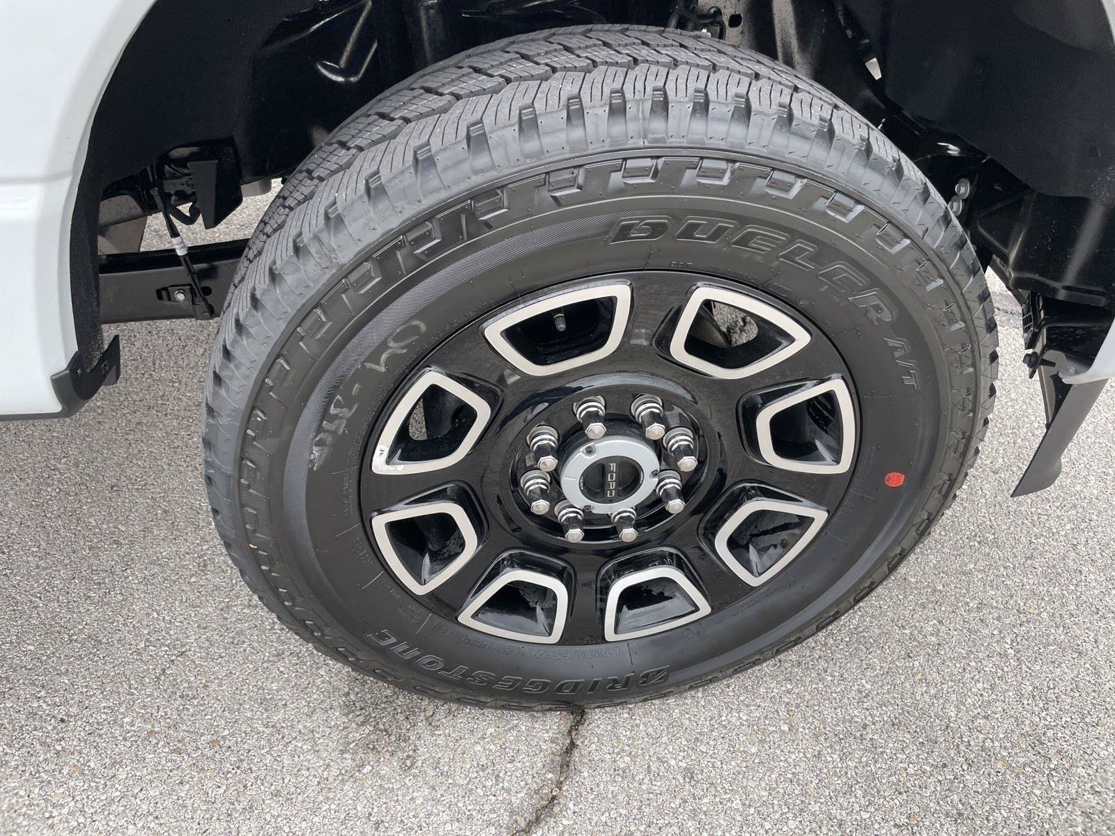 New 2026 Ford F250 Platinum AWD/4WD image 34