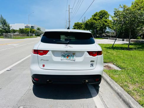 Used 2020 Jaguar F-PACE Premium AWD/4WD image 4