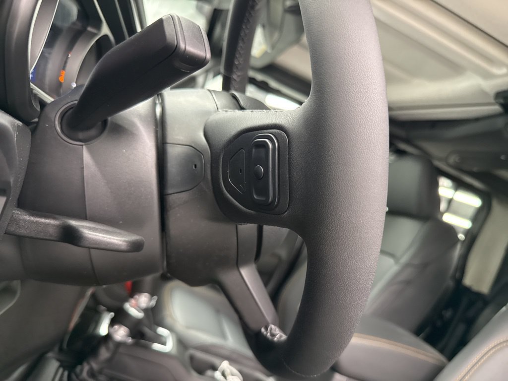 New 2026 Jeep Gladiator Sport AWD/4WD image 20