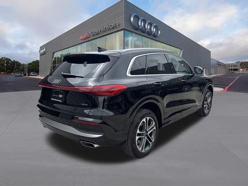 Certified 2025 Audi Q5 Premium w/ Convenience Package AWD/4WD image 5