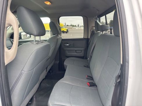 Used 2017 RAM 1500 Classic SLT RWD image 14