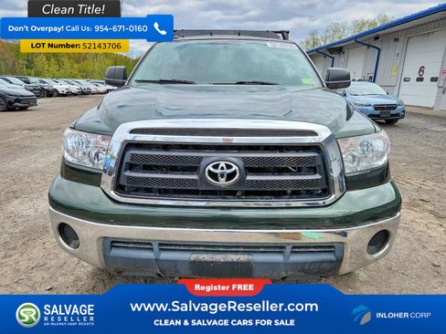 Used 2011 Toyota Tundra 4x4 CrewMax w/ Tow Pkg image 7