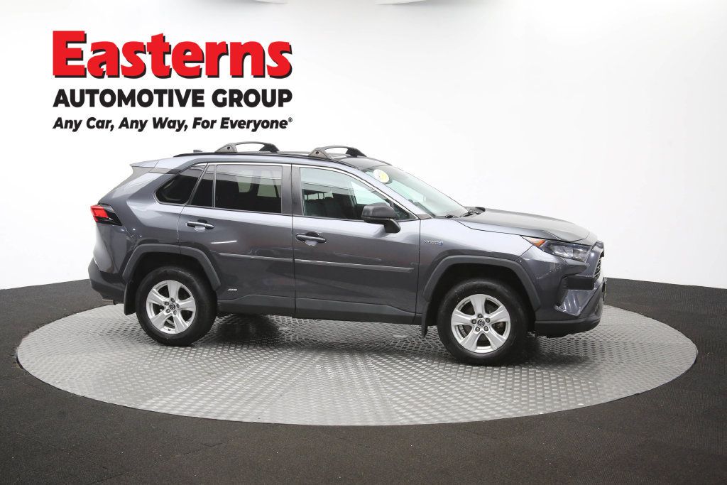 Used 2021 Toyota RAV4 LE w/ Carpet Mat Package (TMS) AWD/4WD image 49