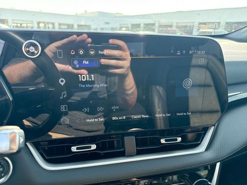 Used 2025 Chevrolet Equinox LT w/ Convenience Package II AWD/4WD image 51