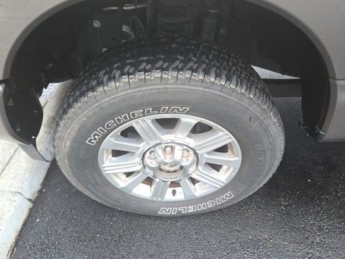 Used 2018 Ford F250 Limited w/ FX4 Off-Road Package image 15