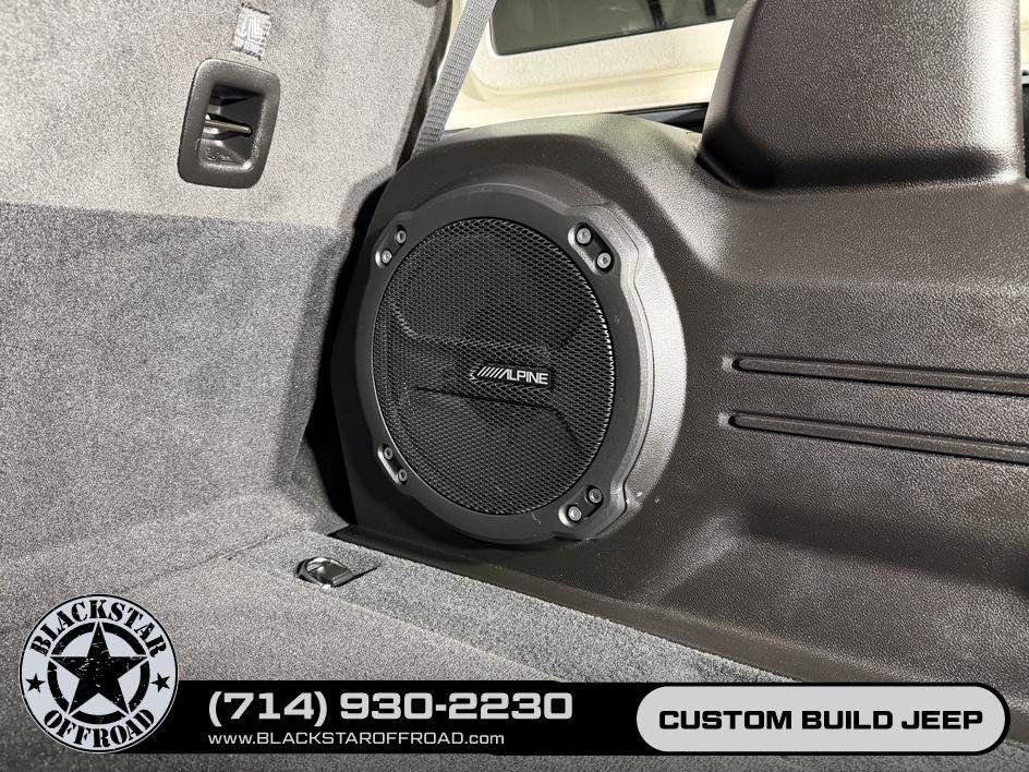 Used 2024 Jeep Wrangler Unlimited Rubicon w/ Capability Package AWD/4WD image 42