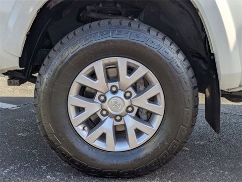 Used 2019 Toyota Tacoma SR5 image 28