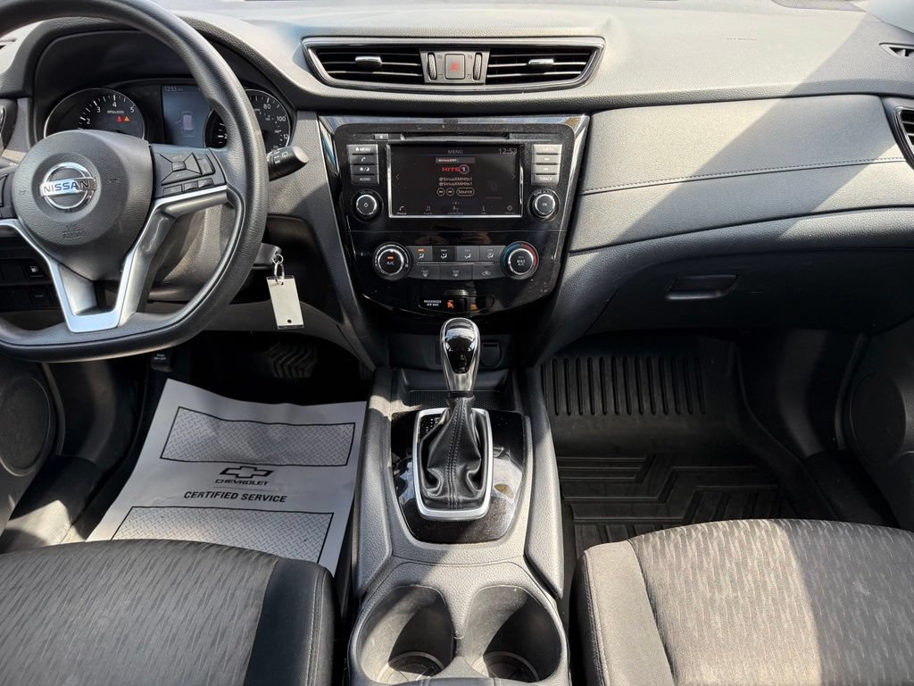 Used 2018 Nissan Rogue S FWD image 11
