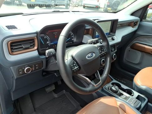 Used 2024 Ford Maverick Lariat image 21