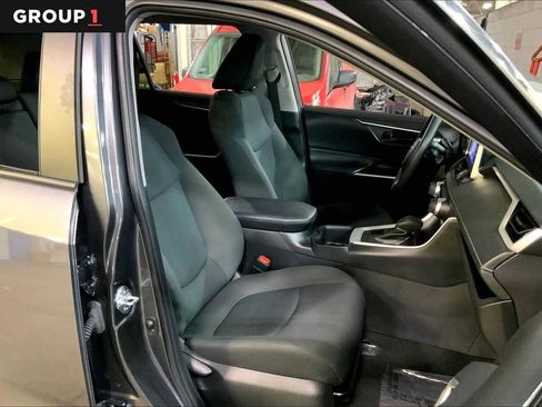 Certified 2023 Toyota RAV4 LE image 9