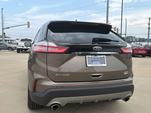 Used 2019 Ford Edge SEL w/ Equipment Group 201A AWD/4WD image 15