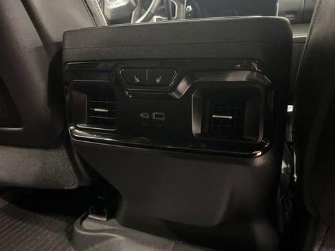 Used 2025 GMC Sierra 2500 AT4X w/ AT4X AEV Edition AWD/4WD image 40
