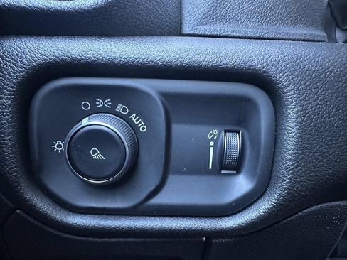 Used 2024 RAM 1500 Tradesman AWD/4WD image 25