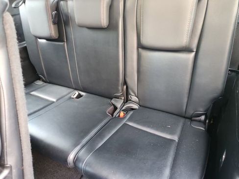 Used 2014 Toyota Highlander XLE AWD/4WD image 34