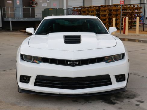 Used 2015 Chevrolet Camaro SS w/ SS Performance Package image 22