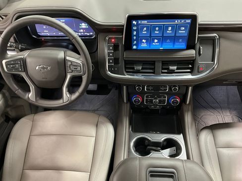 Used 2023 Chevrolet Tahoe Z71 w/ Luxury Package image 12