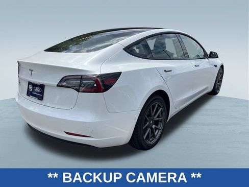 Used 2022 Tesla Model 3 RWD image 3
