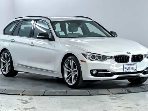 Used 2014 BMW 328i xDrive Wagon image 9