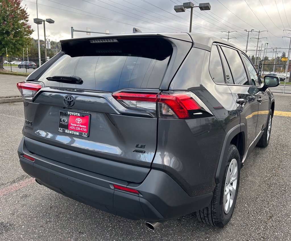 Certified 2023 Toyota RAV4 LE AWD/4WD image 5