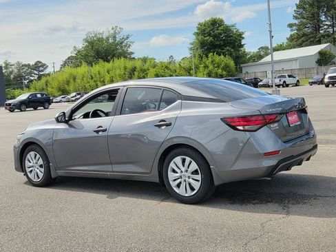 Used 2025 Nissan Sentra S FWD image 3
