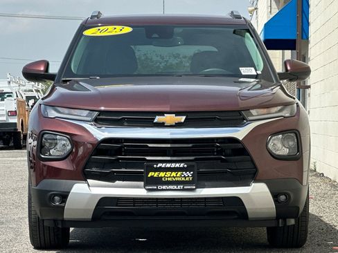 Used 2023 Chevrolet TrailBlazer LT w/ Convenience Package image 9