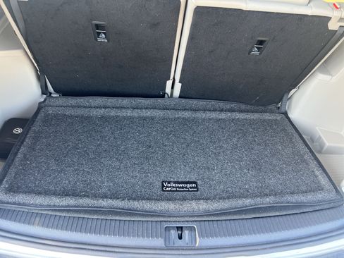 Used 2024 Volkswagen Atlas SE w/ Panoramic Sunroof Package FWD image 29
