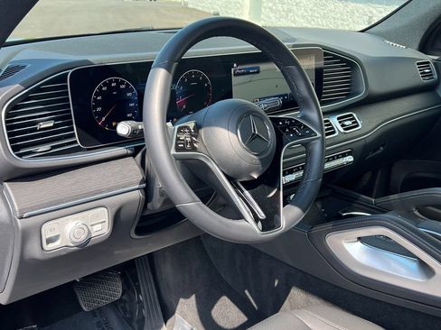 Used 2025 Mercedes-Benz GLE 350 4MATIC image 16