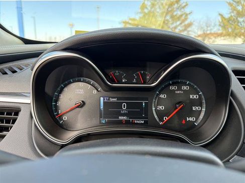 Used 2019 Chevrolet Impala LT w/ LT Convenience Package image 10