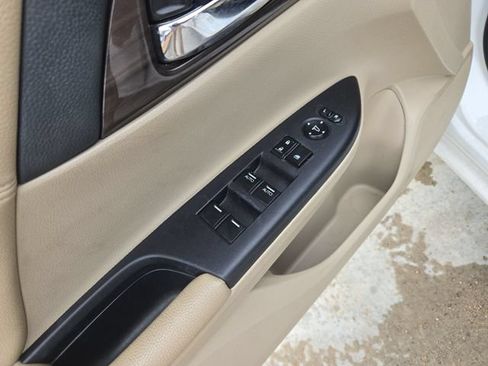 Used 2016 Honda Accord EX-L image 11