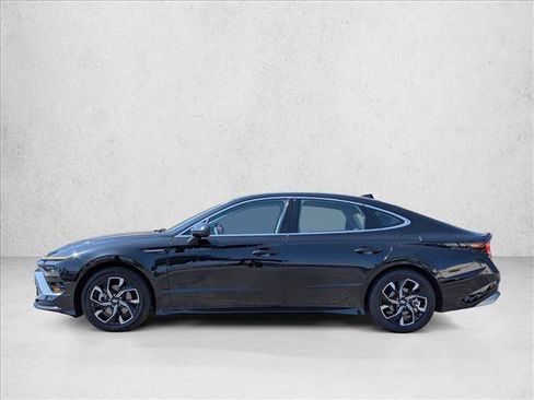 Used 2024 Hyundai Sonata SEL FWD image 9