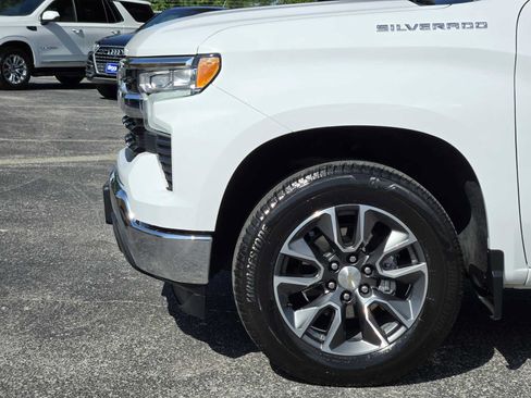 Certified 2024 Chevrolet Silverado 1500 LT w/ Texas Edition Plus RWD image 8