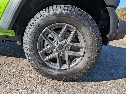 New 2025 Jeep Wrangler Sport S image 9