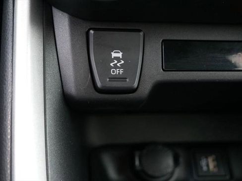 Certified 2025 Toyota RAV4 XLE AWD/4WD image 20