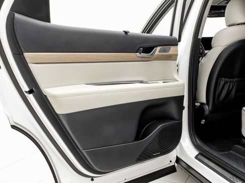 Used 2021 Hyundai Palisade Limited image 43