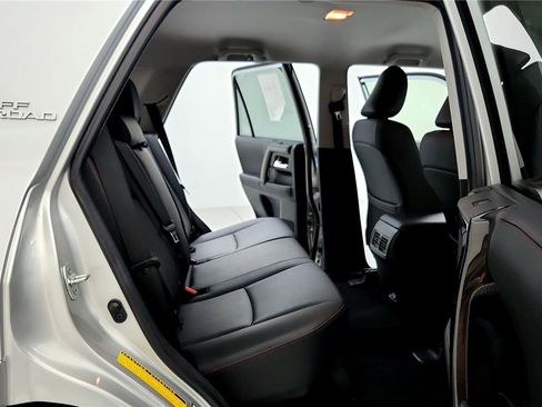 Certified 2024 Toyota 4Runner TRD Off-Road Premium image 29