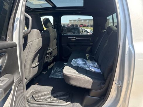 New 2026 RAM 1500 4x4 Crew Cab image 24