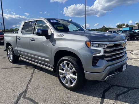Used 2025 Chevrolet Silverado 1500 High Country AWD/4WD image 40