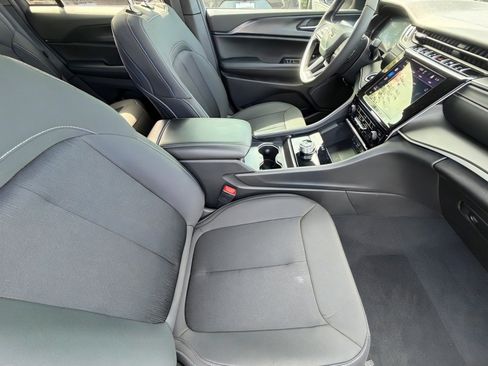 New 2026 Jeep Grand Cherokee Laredo X AWD/4WD image 10