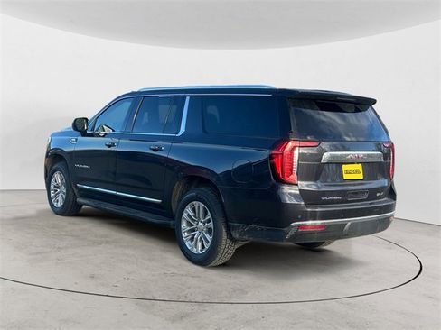 Used 2024 GMC Yukon XL SLT image 3