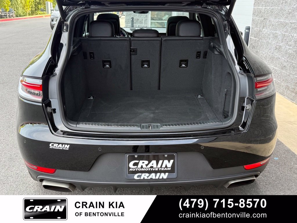 Used 2021 Porsche Macan AWD/4WD image 29