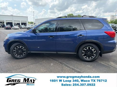 Used 2019 Nissan Pathfinder SL FWD image 6