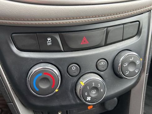 Used 2017 Chevrolet Trax LS image 22