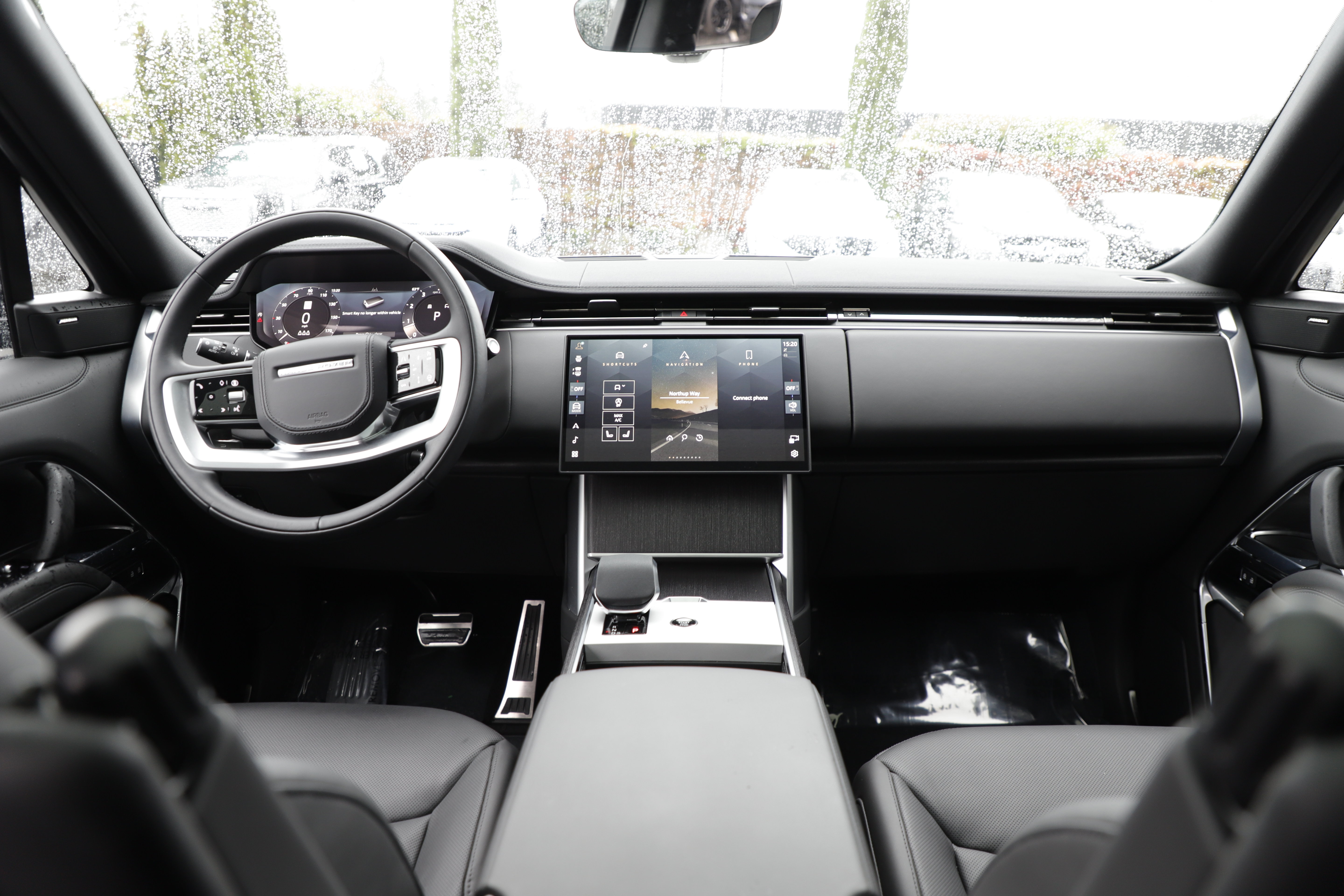 Certified 2024 Land Rover Range Rover SE AWD/4WD image 12