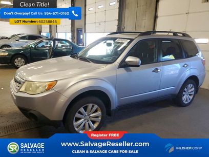 Used 2013 Subaru Forester 2.5X Premium w/ Popular Pkg 2