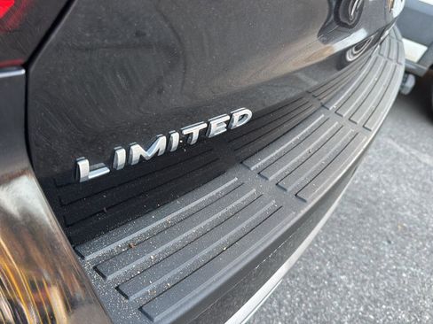 Used 2024 Ford Expedition Max Limited image 10